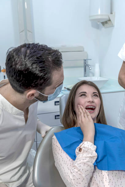 Best Emergency Tooth Extraction in Bartlett, IL